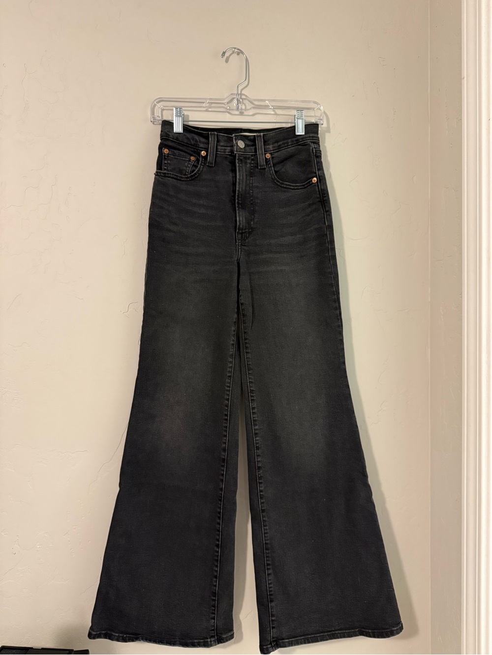 Levi's Black High-Rise Wide Leg Jeans